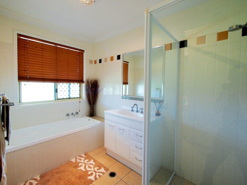 120 Nerreman Road, Wivenhoe Pocket QLD 4306