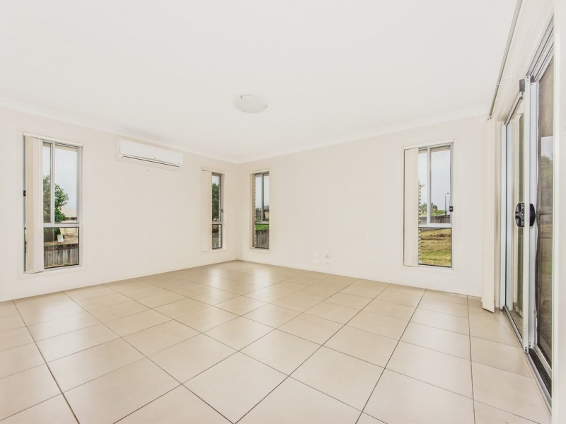 1 Overton Pl, Fernvale QLD 4306