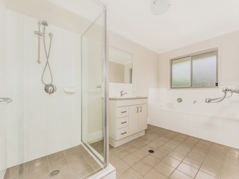 1 Overton Pl, Fernvale QLD 4306