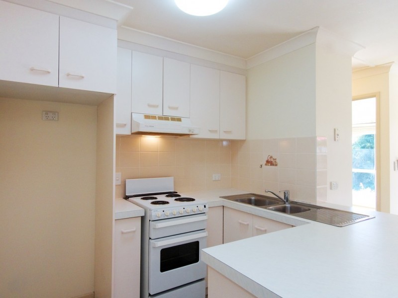 2/12 Kingston Way, Raceview QLD 4305