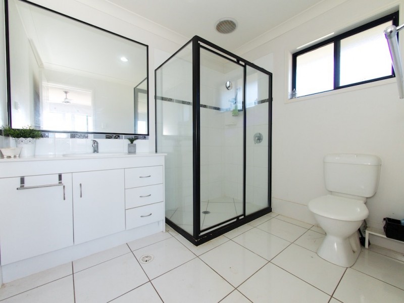 1 Aramac Street, Brassall QLD 4305