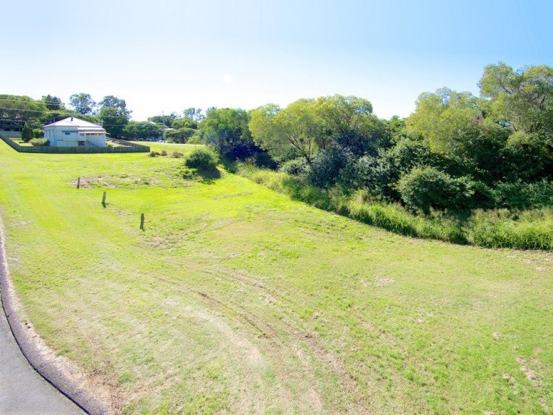 15 Frost Street, North Ipswich QLD 4305