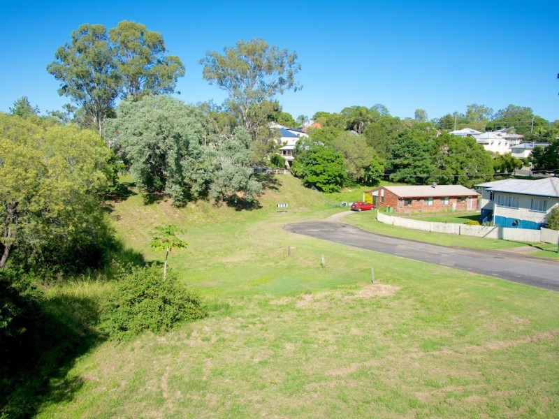 15 Frost Street, North Ipswich QLD 4305