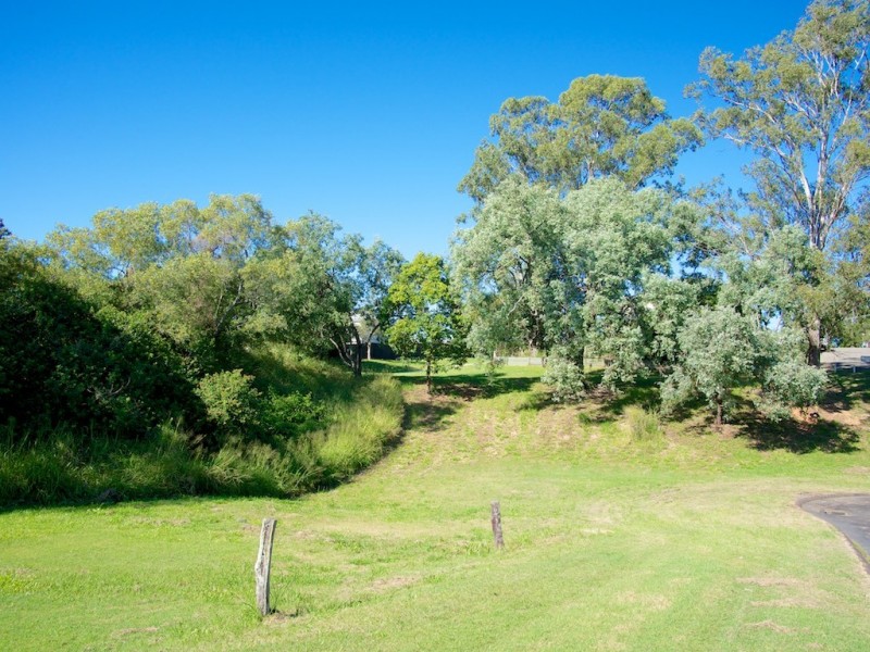 15 Frost Street, North Ipswich QLD 4305