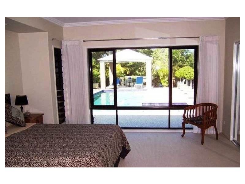 7 Lagoon Cres, Bellbowrie QLD 4070