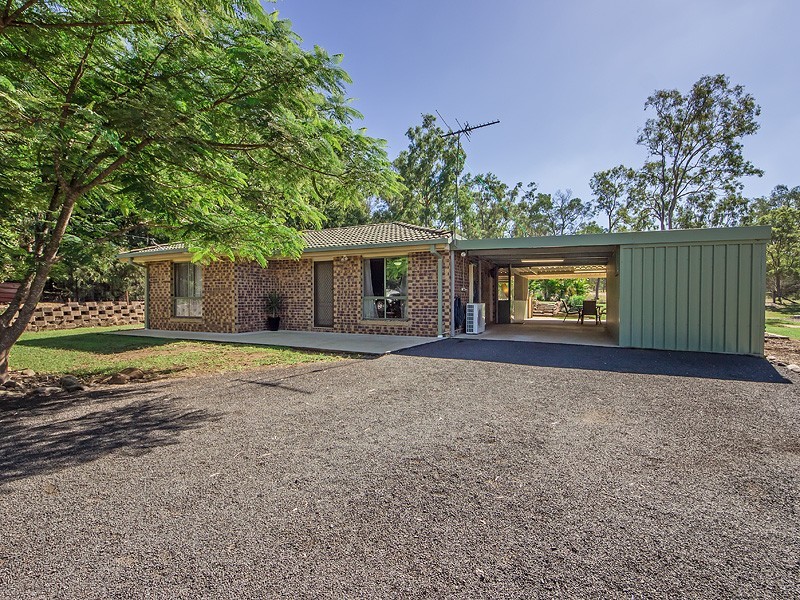 35 Blue Gum Drive, Lowood QLD 4311