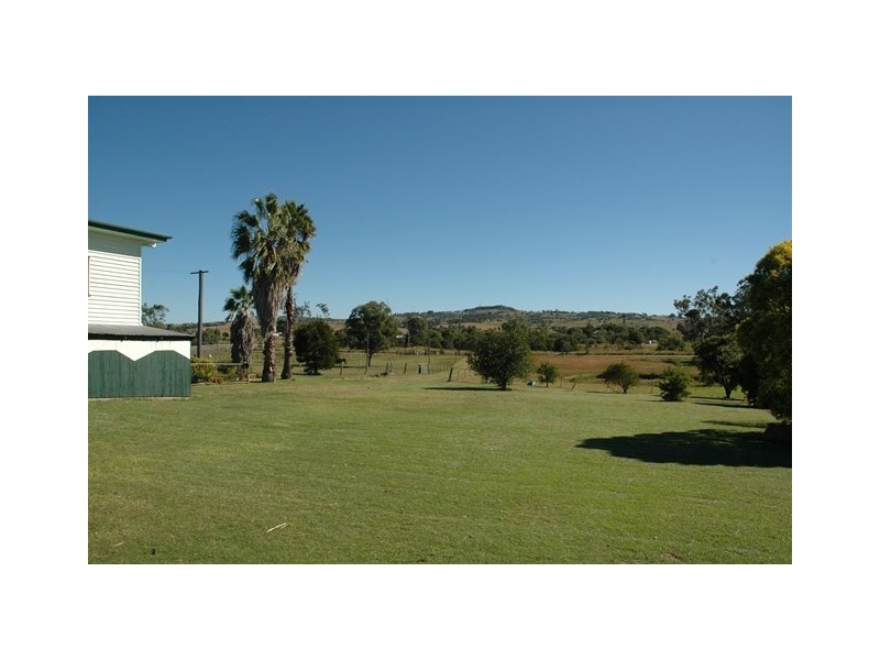 17 Queen Street, Marburg QLD 4346