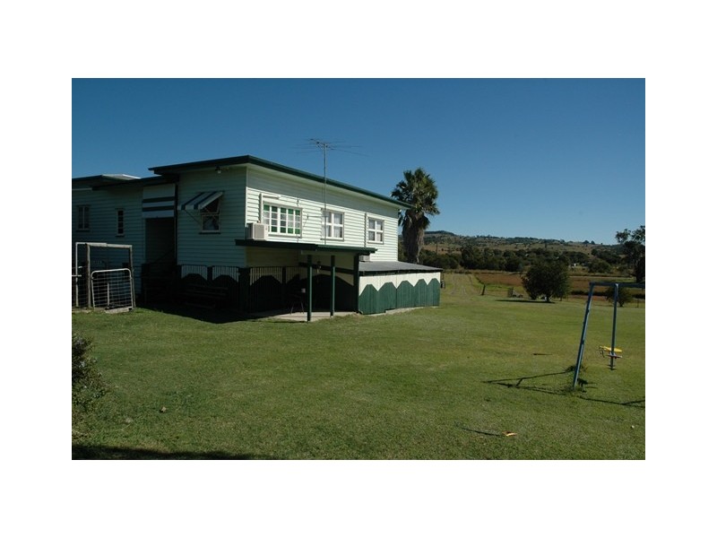 17 Queen Street, Marburg QLD 4346