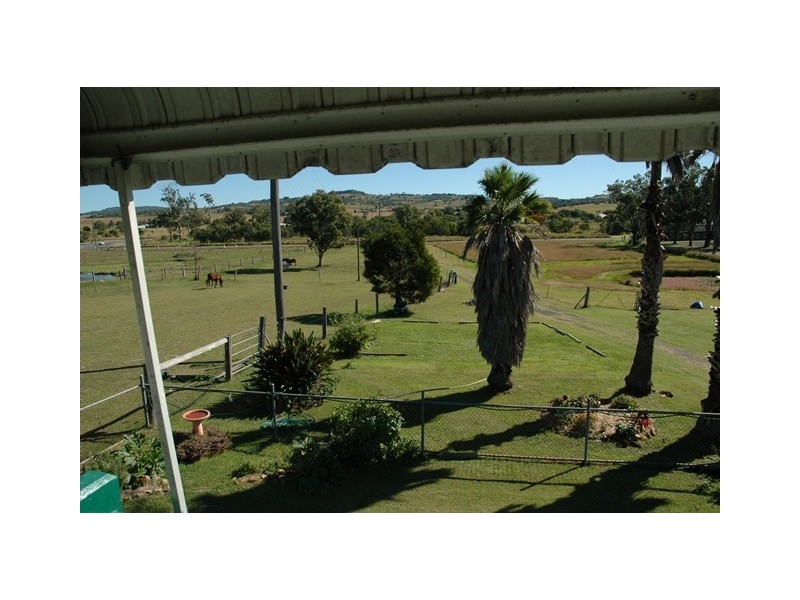 17 Queen Street, Marburg QLD 4346