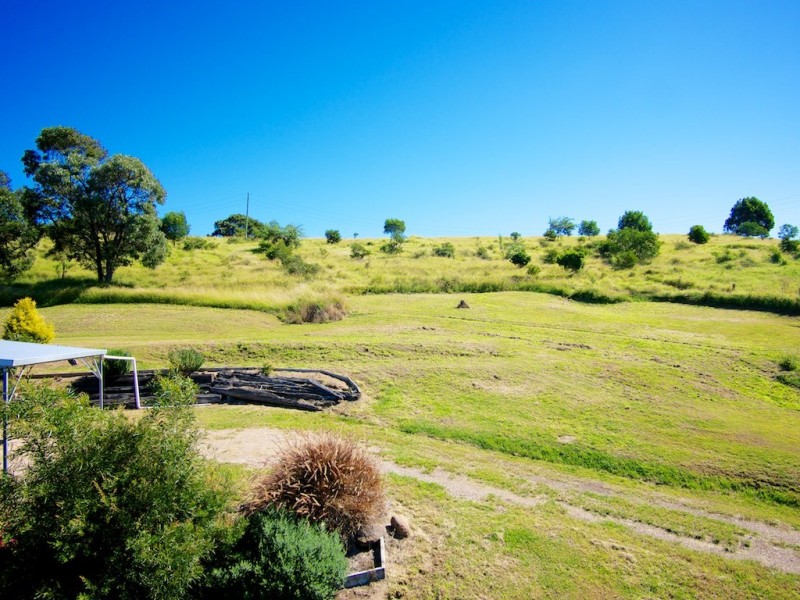 60 Annette Road, Lowood QLD 4311