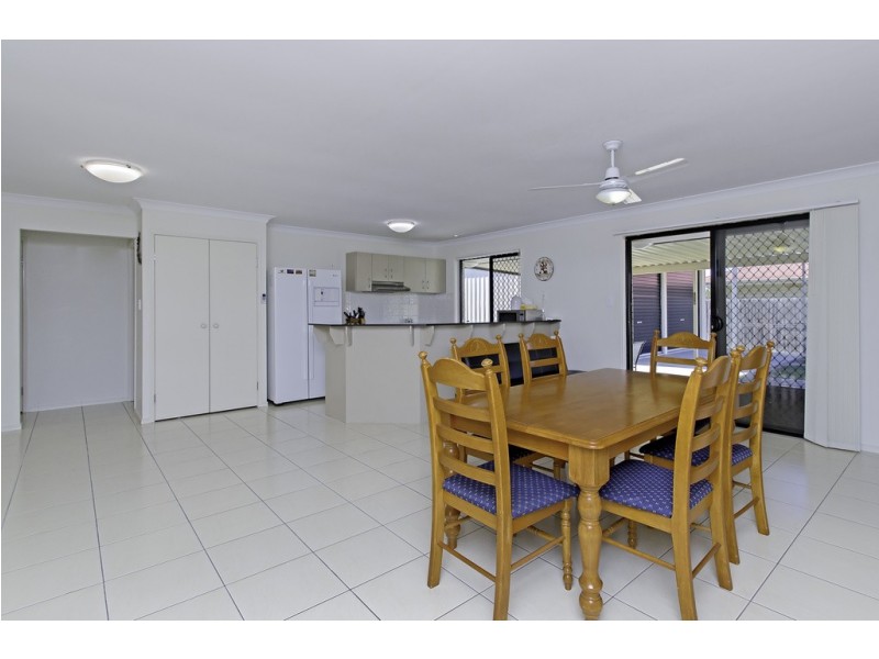 10 Varley St, Lowood QLD 4311