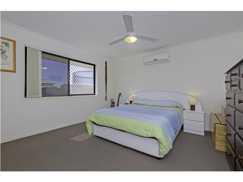 10 Varley St, Lowood QLD 4311