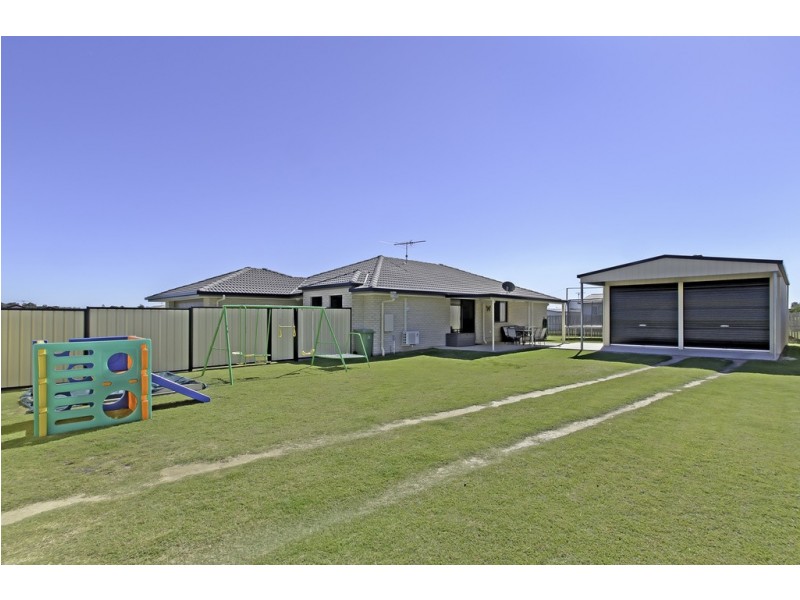 10 Varley St, Lowood QLD 4311