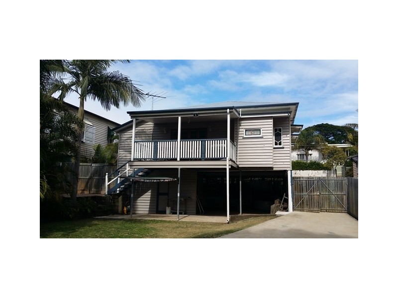 4 Fifer Street, Eastern Heights QLD 4305