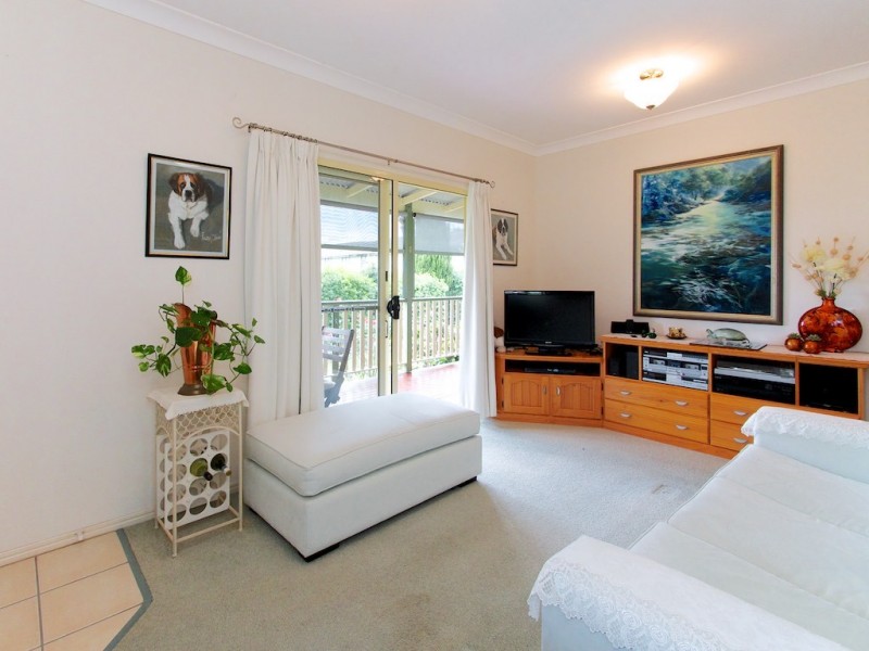 18 Macadamia Drive, Lowood QLD 4311