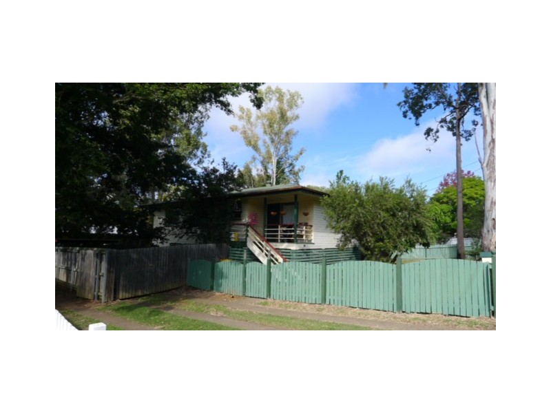 76 Aspinall Street, Leichhardt QLD 4305