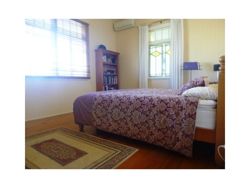 14 Kendall Street, East Ipswich QLD 4305