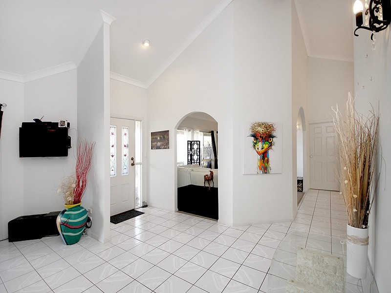 23 Klass Rd, Lowood QLD 4311