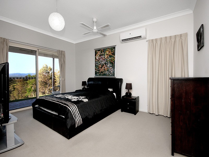 23 Klass Rd, Lowood QLD 4311