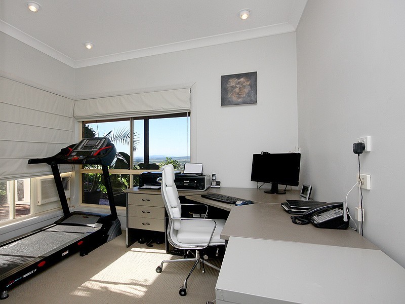 23 Klass Rd, Lowood QLD 4311