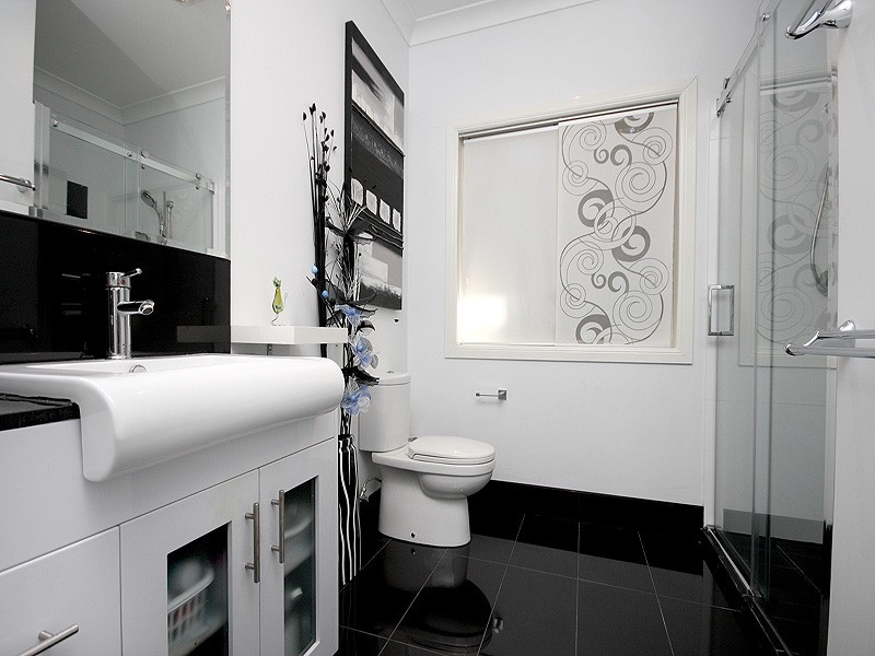 23 Klass Rd, Lowood QLD 4311