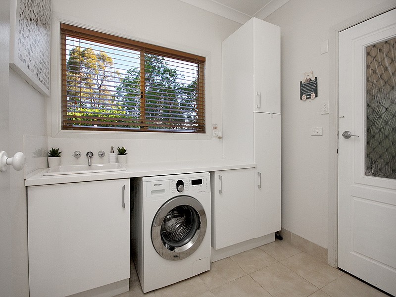 23 Klass Rd, Lowood QLD 4311