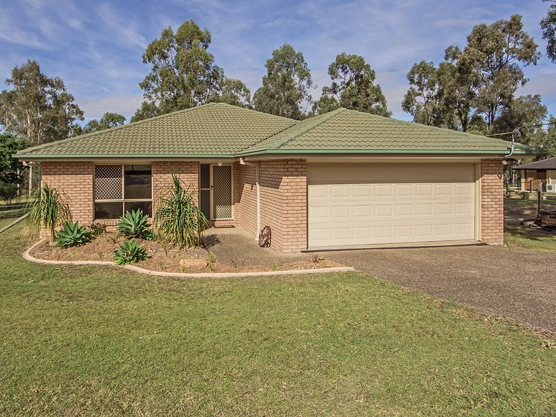 1 River Oak Court, Lowood QLD 4311