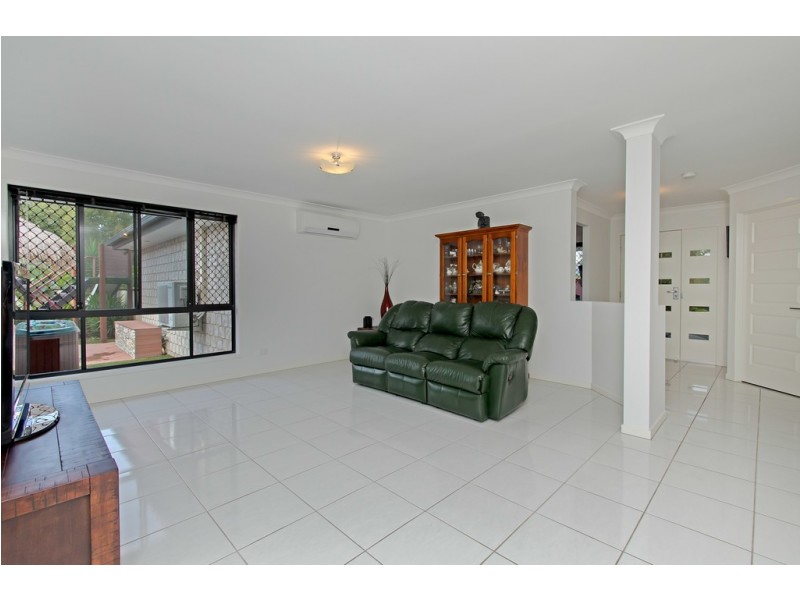 10 Fay Court, Fernvale QLD 4306