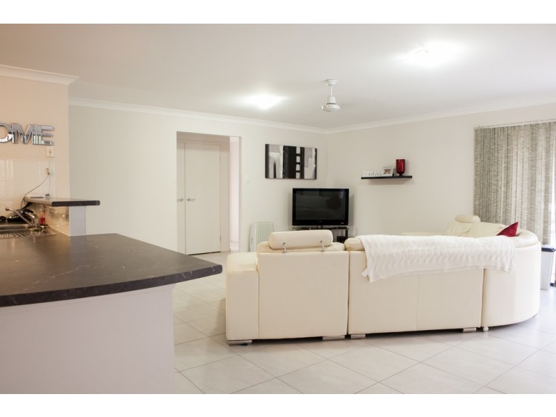 7 Willowood Pl, Fernvale QLD 4306