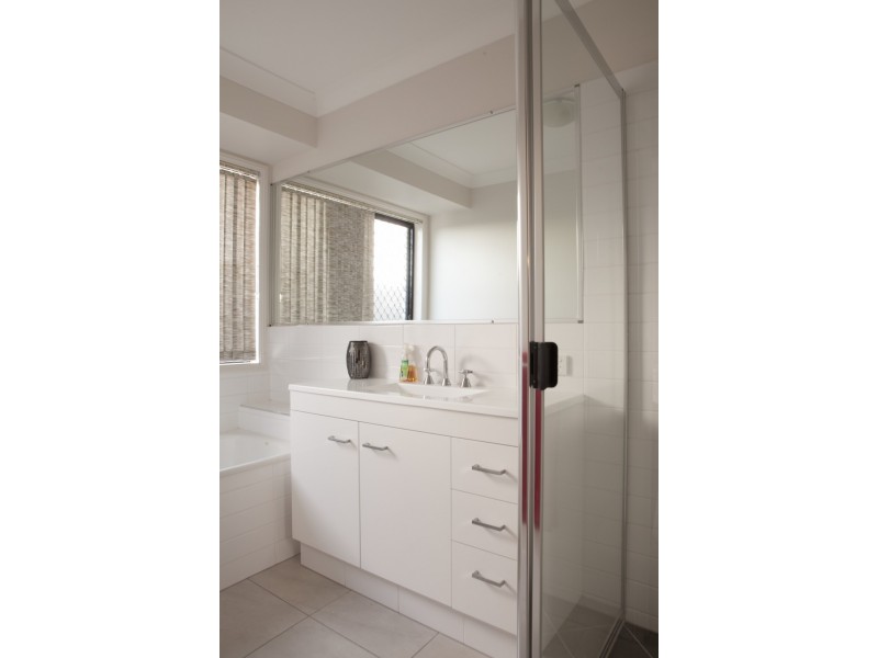 7 Willowood Pl, Fernvale QLD 4306