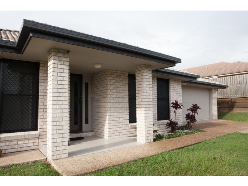 7 Willowood Pl, Fernvale QLD 4306