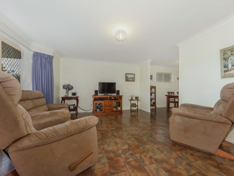 8 Rose Avenue, Minden QLD 4311