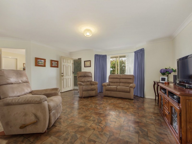 8 Rose Avenue, Minden QLD 4311