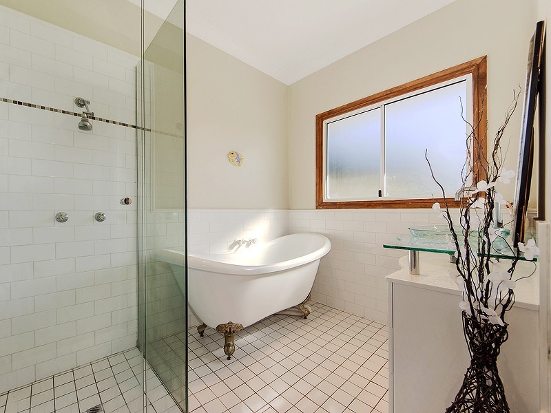 16 RAMSEY COURT, Lowood QLD 4311