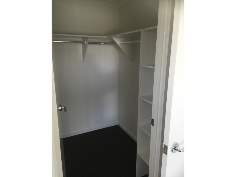 76 Fitzpatrick Circuit, Augustine Heights QLD 4300