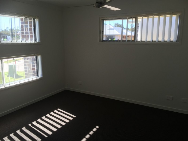 76 Fitzpatrick Circuit, Augustine Heights QLD 4300