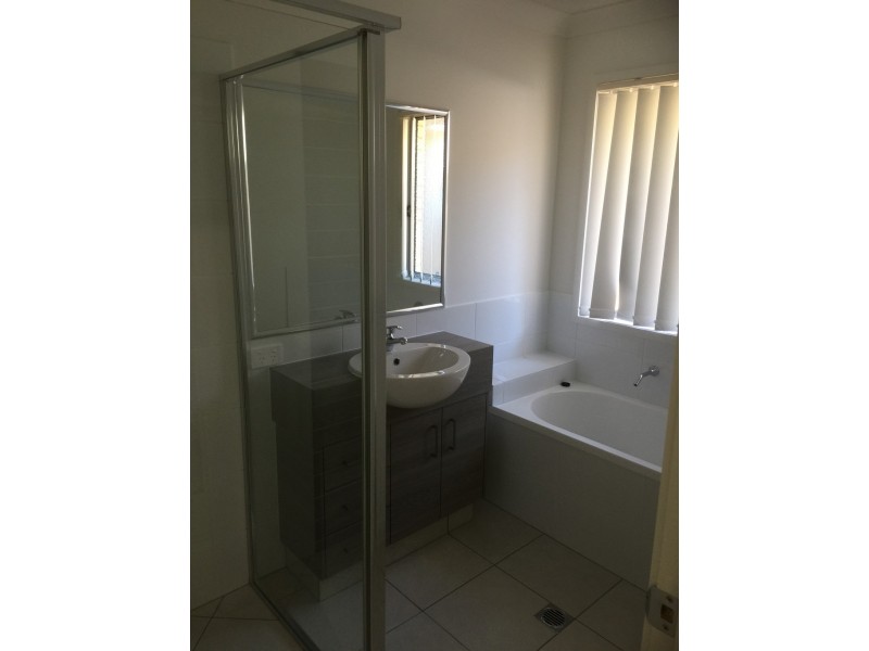 76 Fitzpatrick Circuit, Augustine Heights QLD 4300