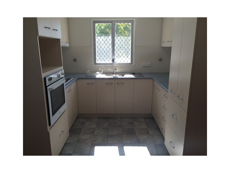 6 Weldon Street, North Ipswich QLD 4305