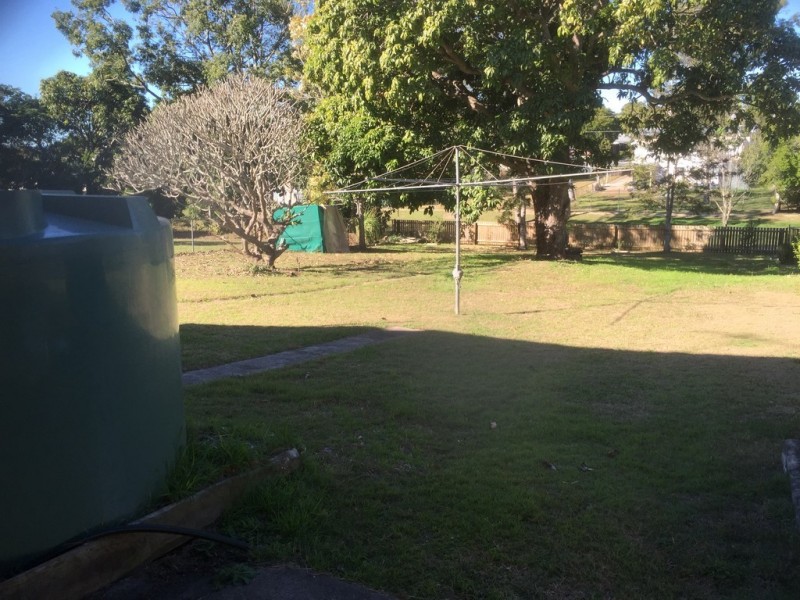 4 Montauban Street, Newtown QLD 4305