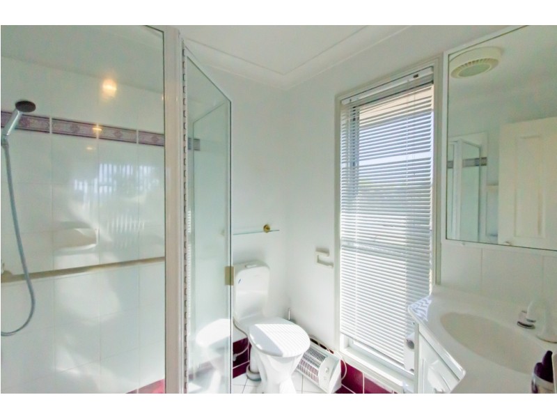 12 BANKSIA COURT, Lowood QLD 4311