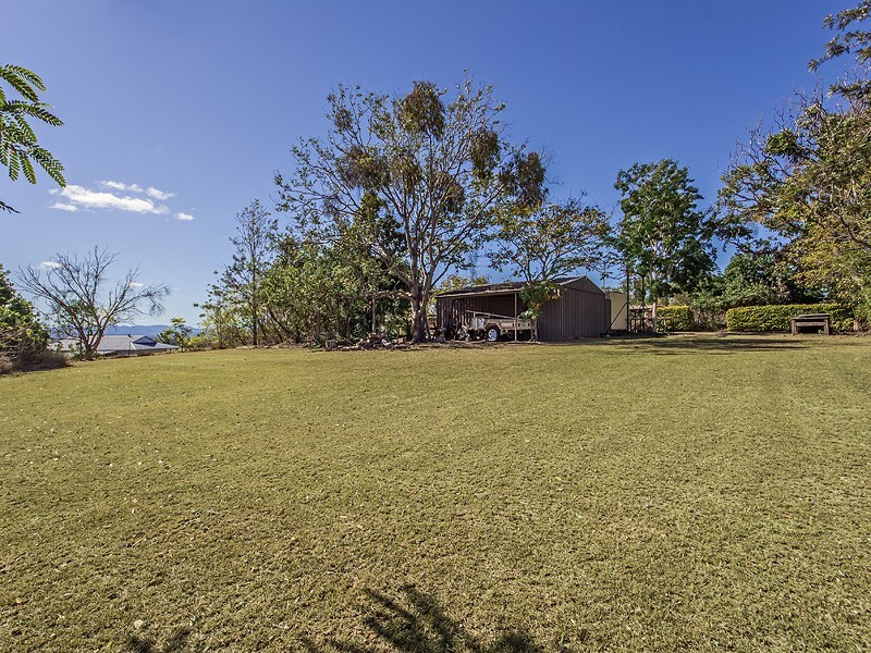 4 Shannon Road, Lowood QLD 4311