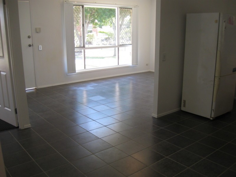 4 Colonial Court, Redbank Plains QLD 4301