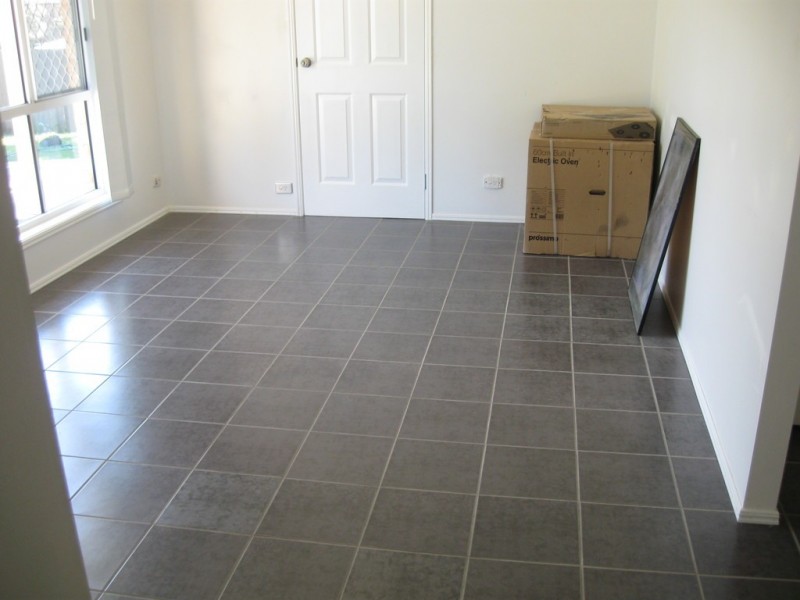 4 Colonial Court, Redbank Plains QLD 4301