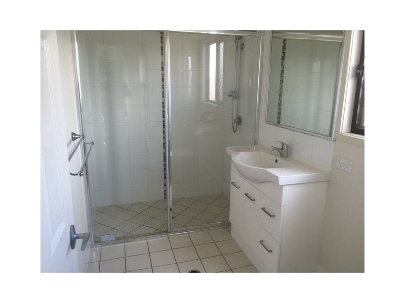 15 Harold Reinhardt Drive, Redbank Plains QLD 4301