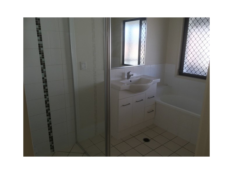 15 Harold Reinhardt Drive, Redbank Plains QLD 4301