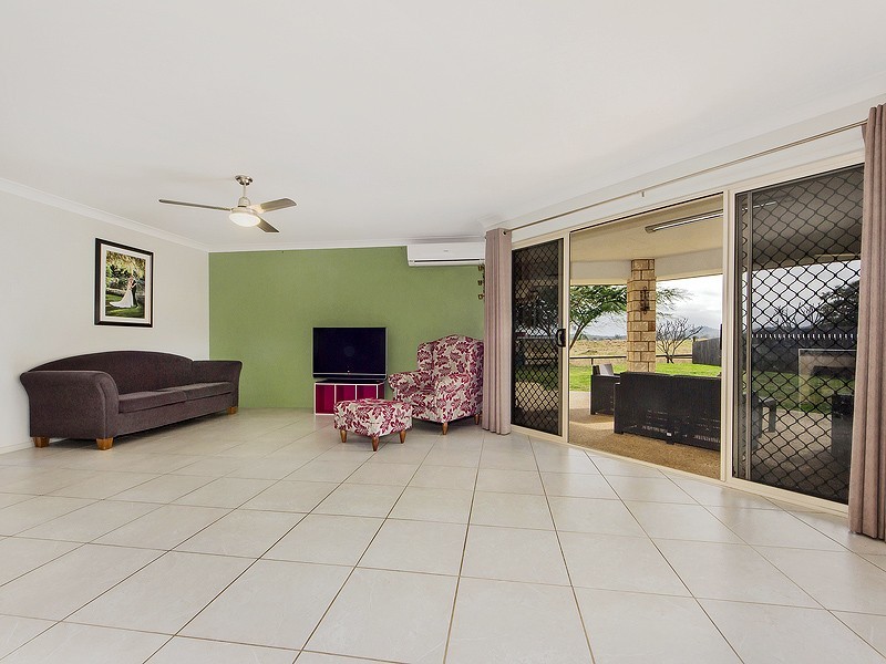 65 Titmarsh Cct, Fernvale QLD 4306