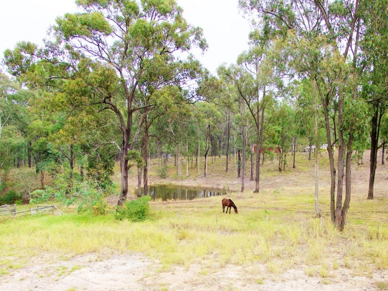 300 PINE MOUNTAIN ROAD, Muirlea QLD 4306