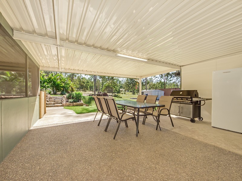 35 Blue Gum Drive, Lowood QLD 4311