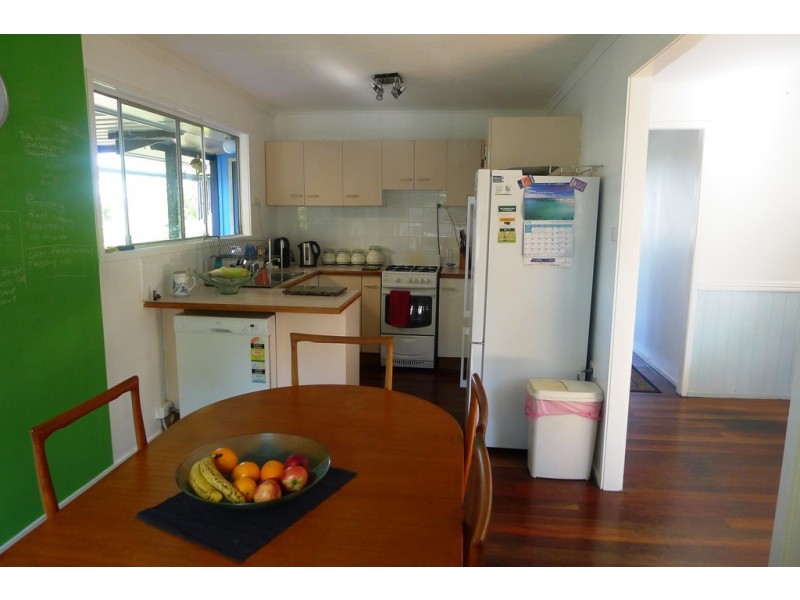 12 STURT STREET, Leichhardt QLD 4305