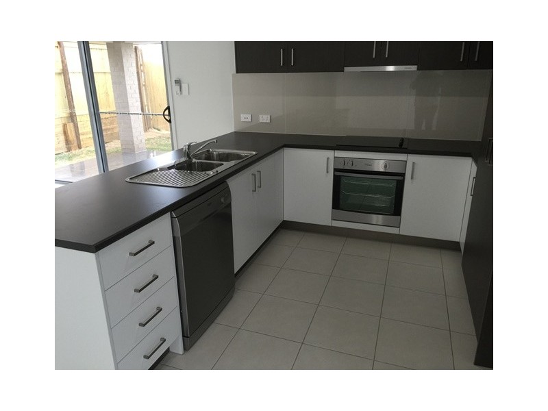 59 Fitzpatrick Circuit, Augustine Heights QLD 4300